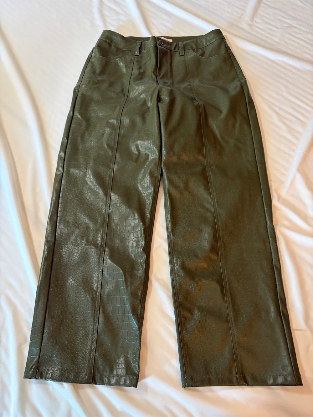 Vigoss Olive Green Faux-Leather Cropped Wide Leg Pants